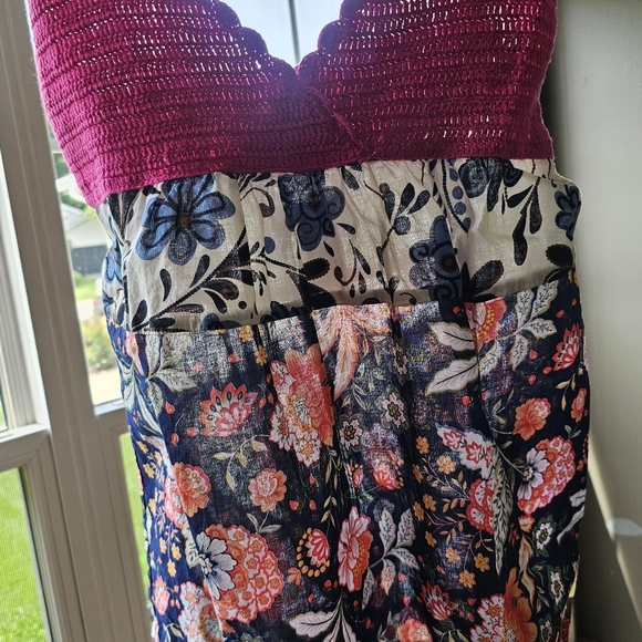 Sweater Project Multi Color Crocheted Floral Sleeveless Summer Top Size Medium - Picture 9 of 12
